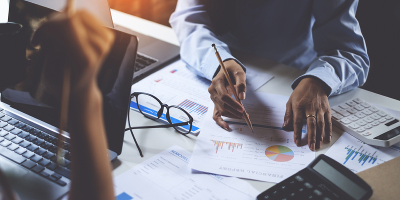 Consulting with client